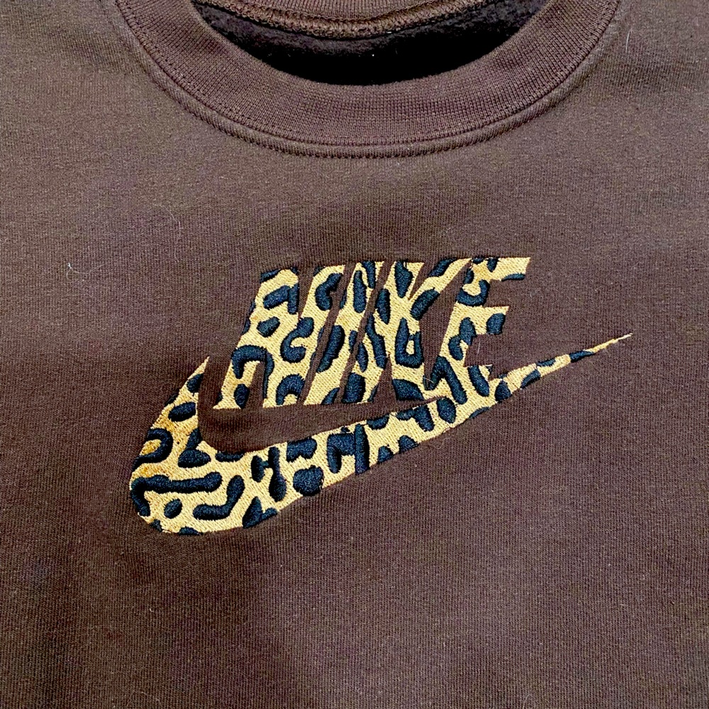 Embroidered Nike crewneck